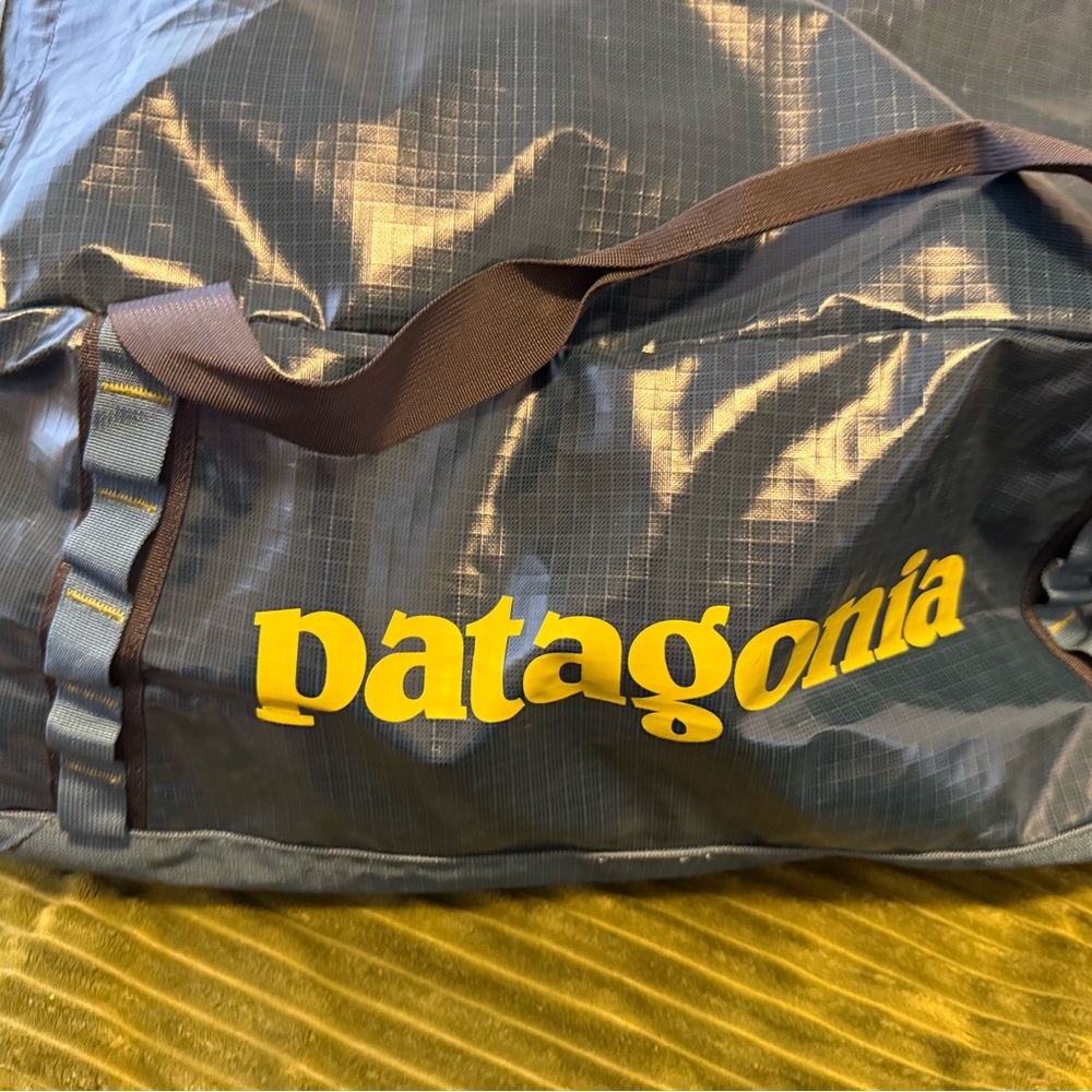Patagonia 70L Black Hole Duffel - Picture 3 of 5